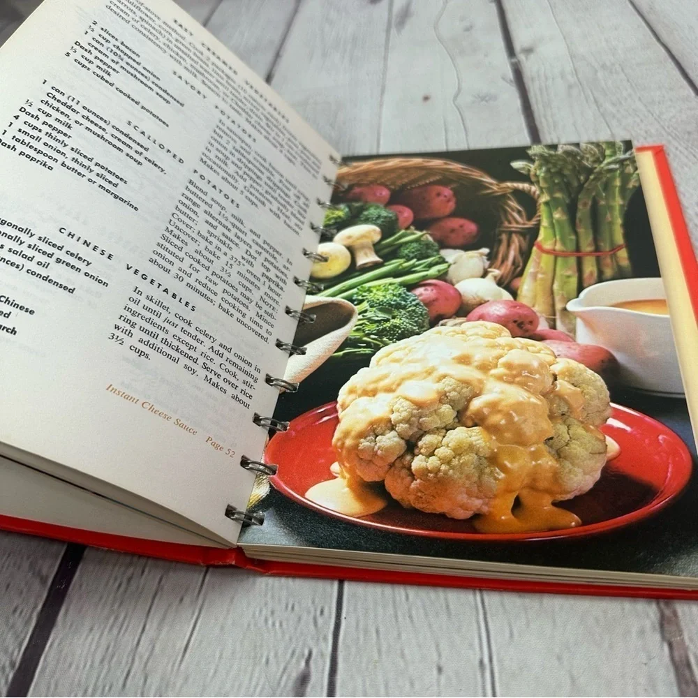 vintage 1982 a campbell cookbook cooking with soup Americana nostalgia collect